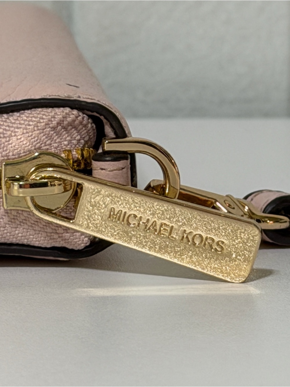 Michael Kors Blush Pink Pebbled Leather Zip Around Wristlet - Picture 5 of 5